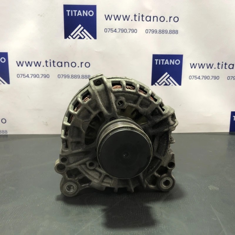 Alternator / Volkswagen Passat B7 2012 / Motor, racire si evacuare
