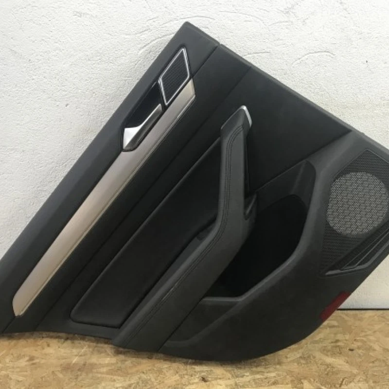 Panou tapiterie usa stanga spate Volkswagen 