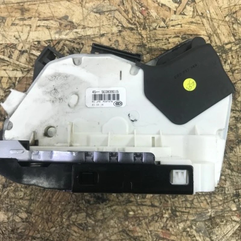 Iala broasca usa stanga spate Volkswagen Passat B8 2016