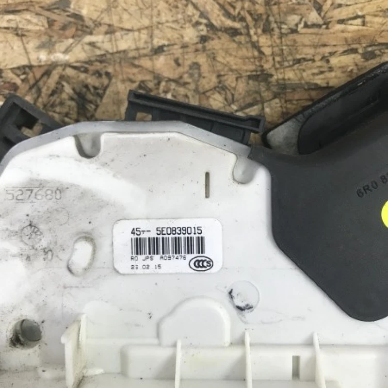 Iala broasca usa stanga spate / Volkswagen Passat B8 2016 / Caroserie, oglinzi si faruri