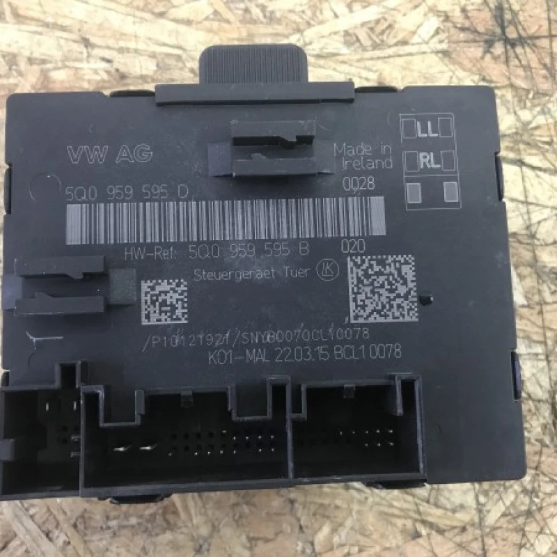 Modul usa stanga spate Volkswagen 