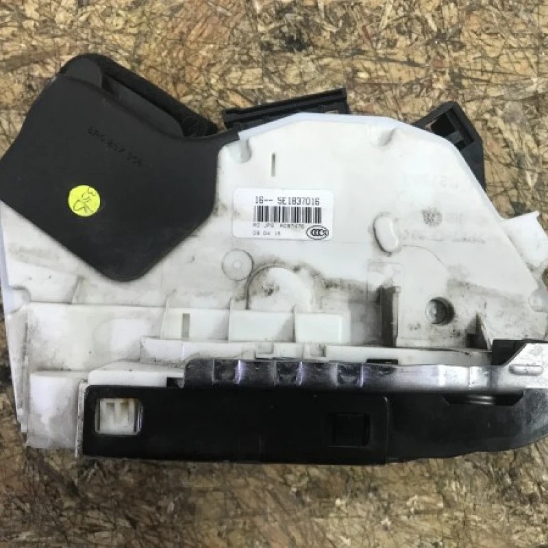 Iala broasca usa dreapta fata Volkswagen Passat B8 2016