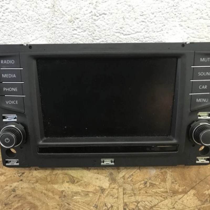 LCD display Volkswagen Passat B8 2016