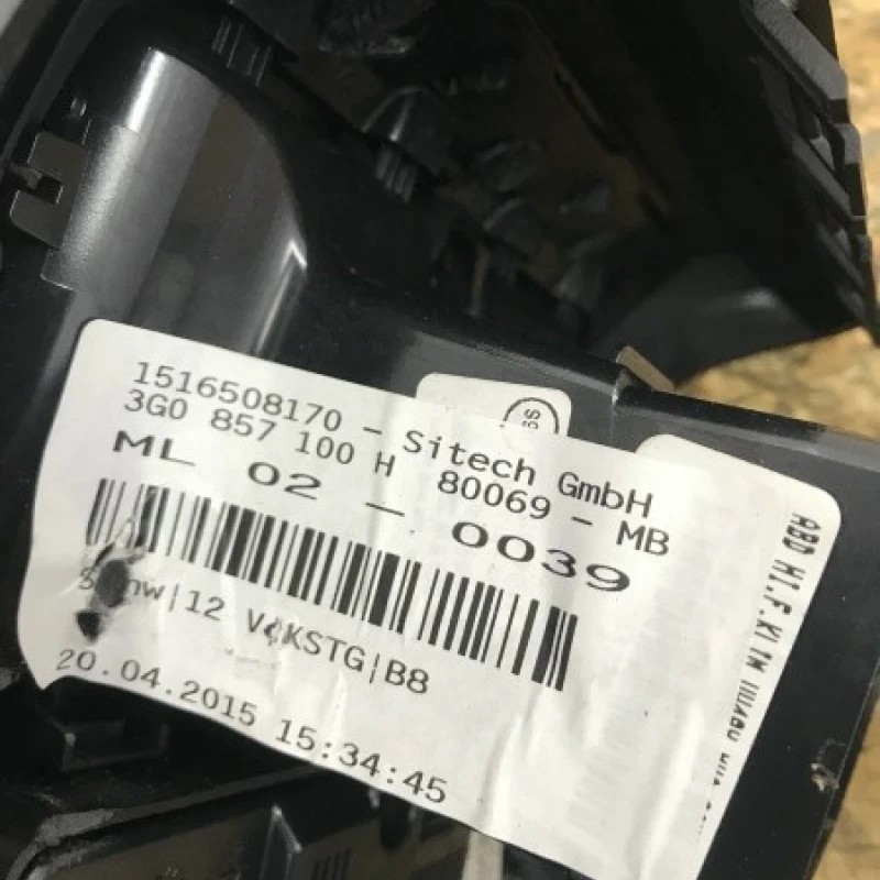 Climatronic spate cu grila aer / Volkswagen Passat B8 2016 / Interior