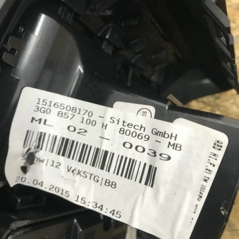 Climatronic spate cu grila aer / Volkswagen Passat B8 2016 / Interior