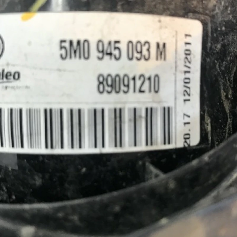 Stop stanga haion / Volkswagen Golf Plus MK6 2011 / Caroserie, oglinzi si faruri