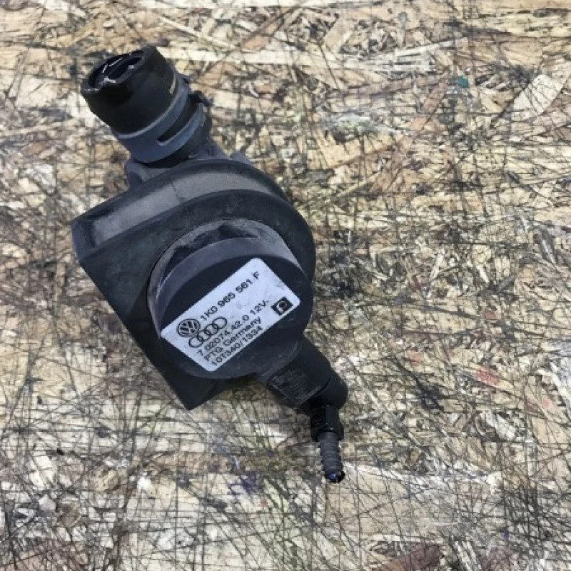 Pompa recirculare apa Volkswagen 