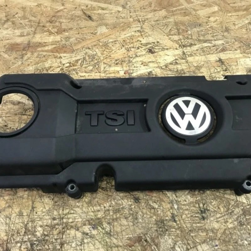 Capac motor / Volkswagen Golf Plus MK6 2011 / Caroserie, oglinzi si faruri