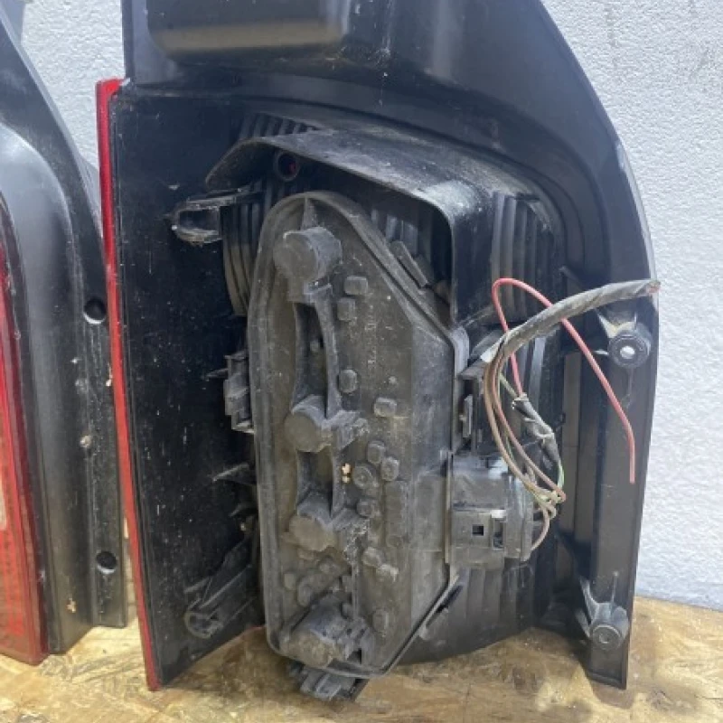 Stop dreapta / Volkswagen T5 Transporter 2012 / Caroserie, oglinzi si faruri