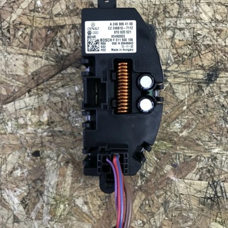 Rezistența trepte aeroterma / Audi A4 B8 2013 / Audio si electronice