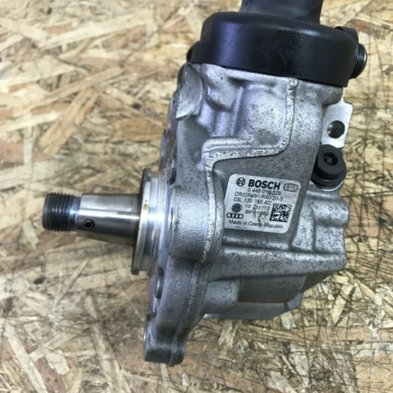Pompa de injectie inalte / Audi A4 B8 2013 / Motor, racire si evacuare
