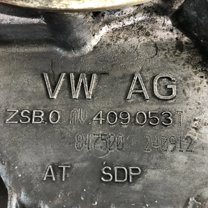 Cutie de transfer diferential fata / Volkswagen Passat B7 2012 / Cutie viteze, ambreiaj, transmisie