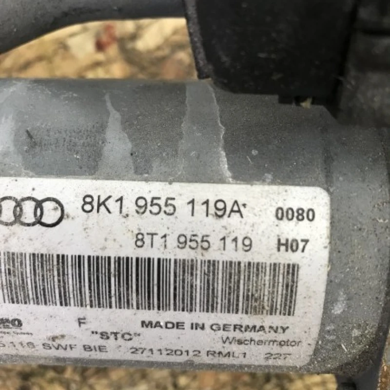 Ansamblu stergatoare / Audi A4 B8 2013 / Caroserie, oglinzi si faruri
