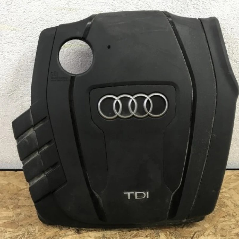 Capac motor / Audi A4 B8 2013 / Motor, racire si evacuare