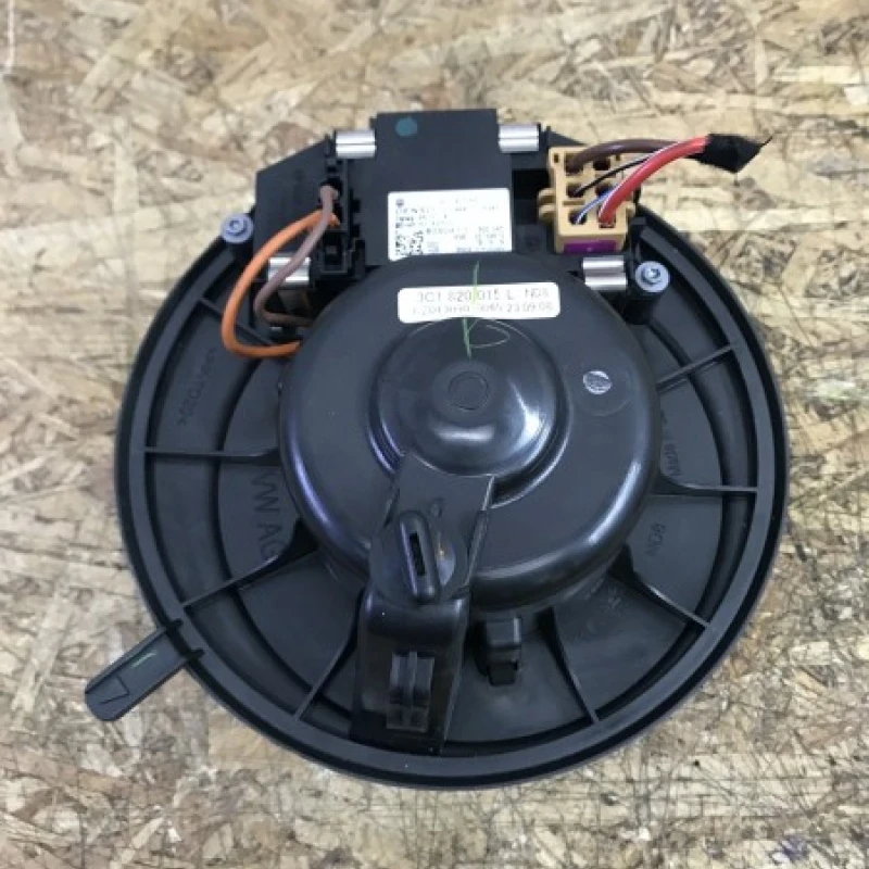 Ventilator bord cu releu Volkswagen 