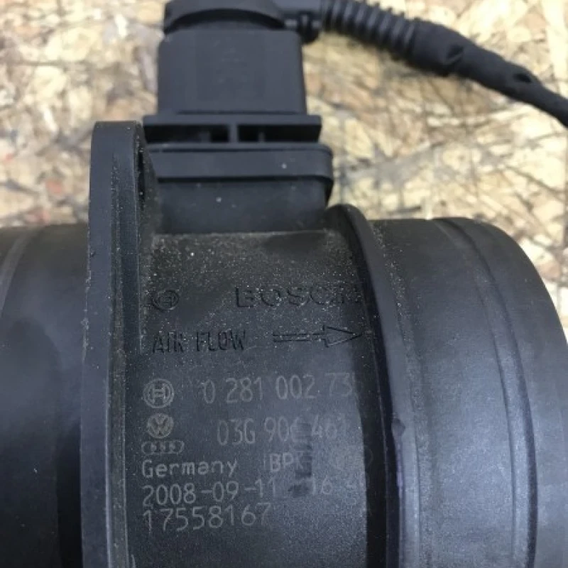 Debitmetru aer / Volkswagen Tiguan 5N 2009 / Motor, racire si evacuare