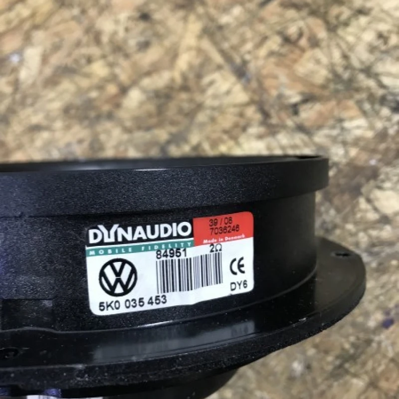 Boxa usa spate DYNAUDIO / Volkswagen Tiguan 5N 2009 / Audio si electronice