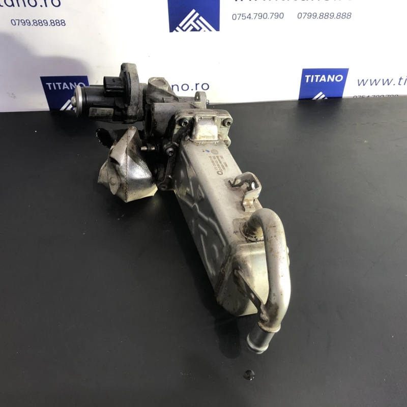 Racitor gaze egr / Volkswagen Passat B7 2012 / Motor, racire si evacuare