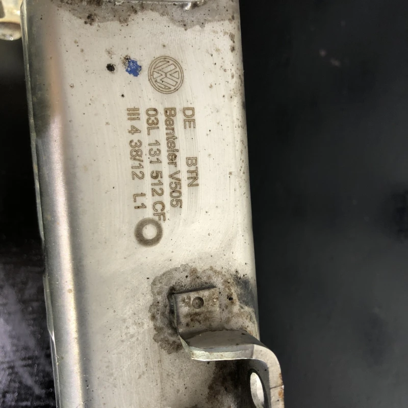 Racitor gaze egr / Volkswagen Passat B7 2012 / Motor, racire si evacuare