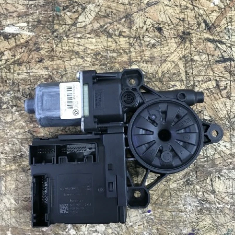 Modul/Motoras usa stanga spate Volkswagen 