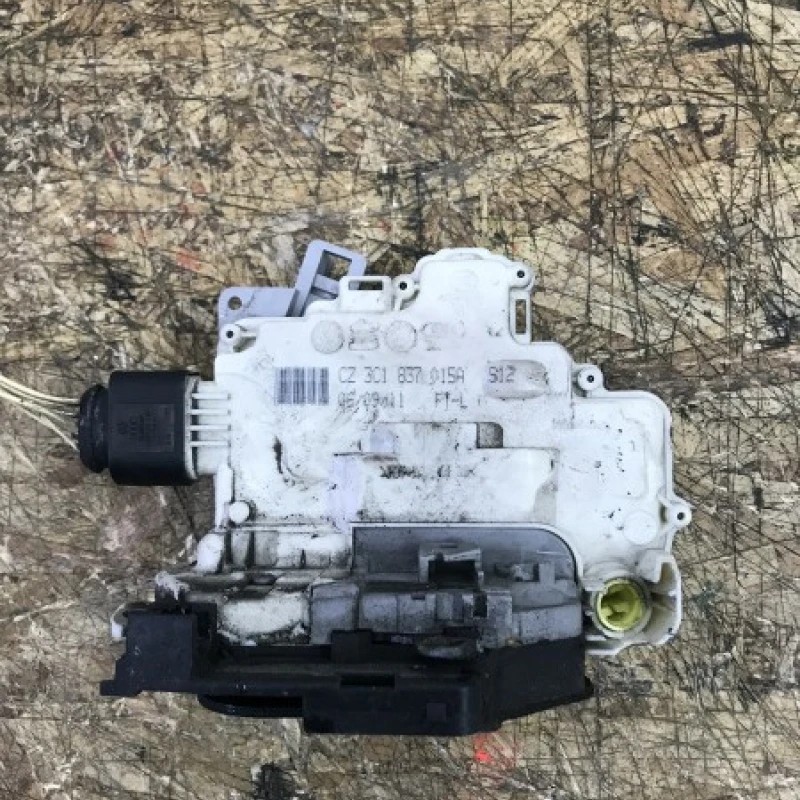 Iala broasca stanga fata Volkswagen Passat B7 2012