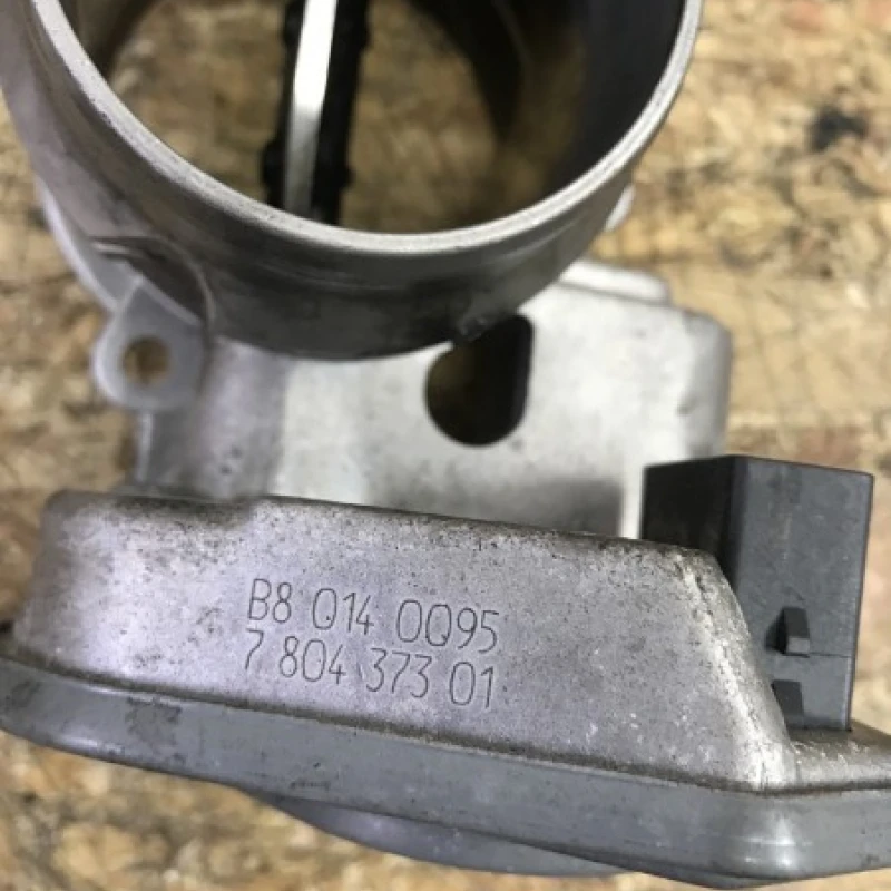 Clapeta acceleratie / BMW Seria 1 E87 2008 / Motor, racire si evacuare
