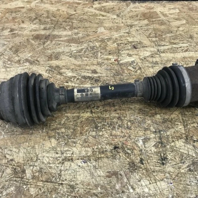 Planetara stanga fata / Audi A4 B8 2009 / Directie si suspensie