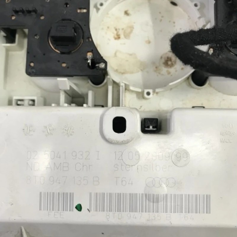 Lampa plafon / Audi A4 B8 2009 / Interior