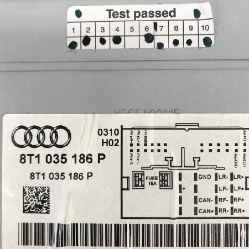 Radio CD / Audi A4 B8 2009 / Interior