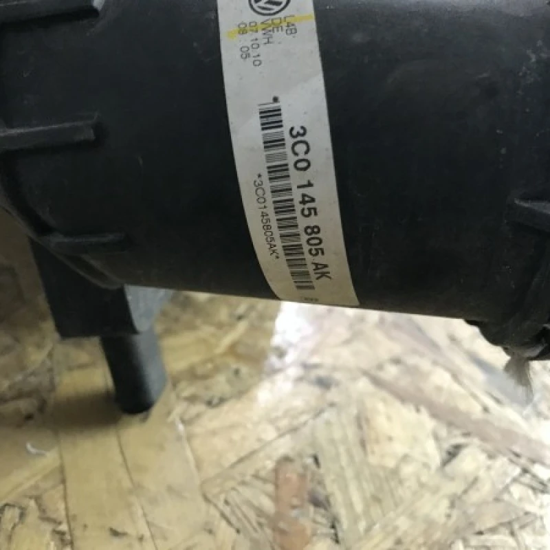 Intercooler / Volkswagen Passat B6 2010 / Motor, racire si evacuare