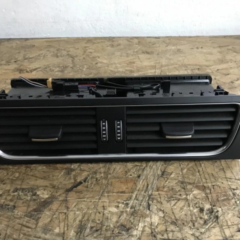 Grila aer bord centrala / Audi A4 B8 2013 / Interior