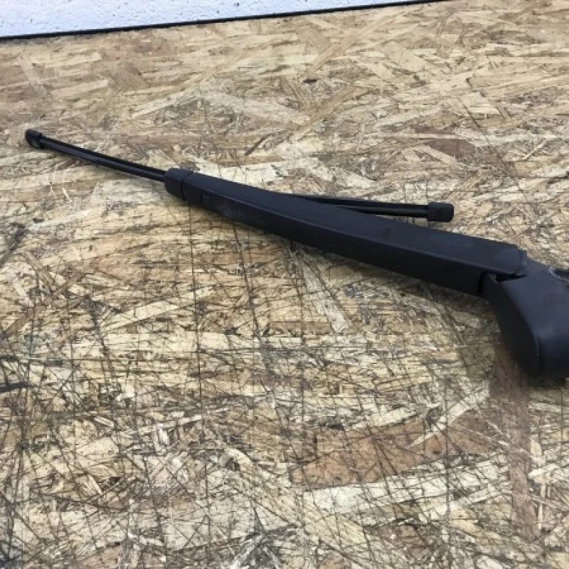 Brat stergator haion / Volkswagen Golf Plus MK6 2012 / Caroserie, oglinzi si faruri