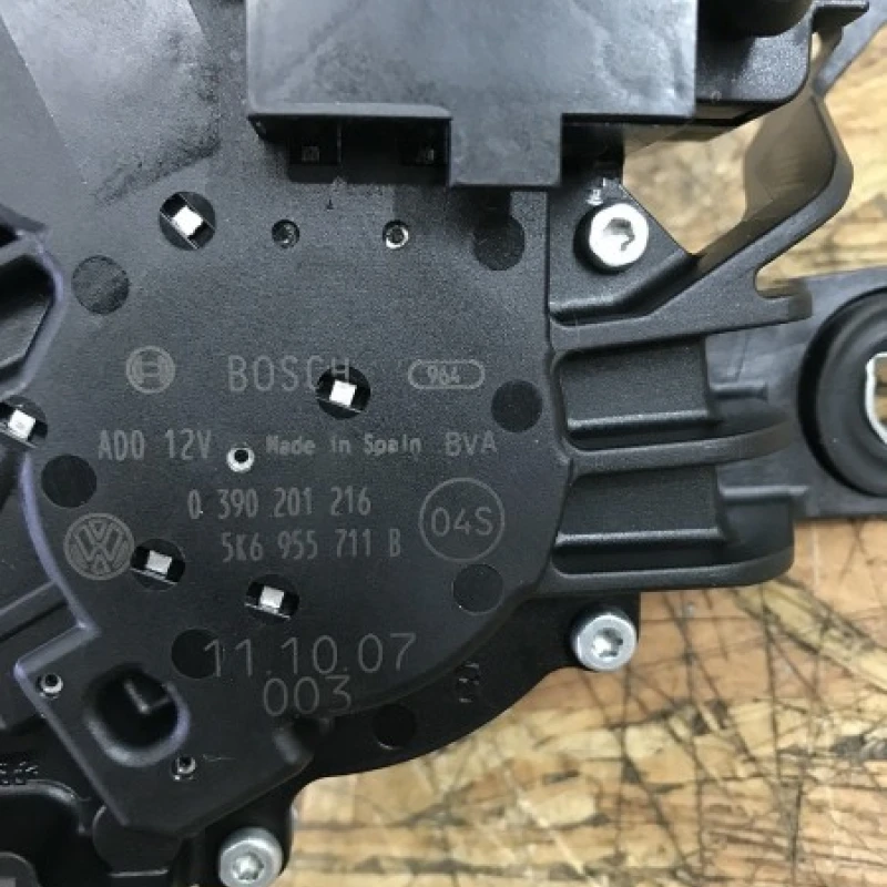 Motoras stergator haion / Volkswagen Golf Plus MK6 2012 / Caroserie, oglinzi si faruri