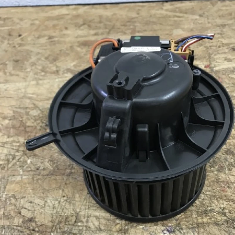 Ventilator bord cu releu Volkswagen 