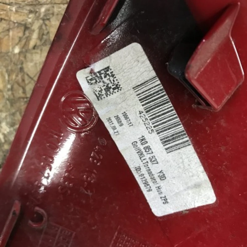 Capac oglinda stanga fata / Volkswagen Golf Plus MK6 2012 / Caroserie, oglinzi si faruri