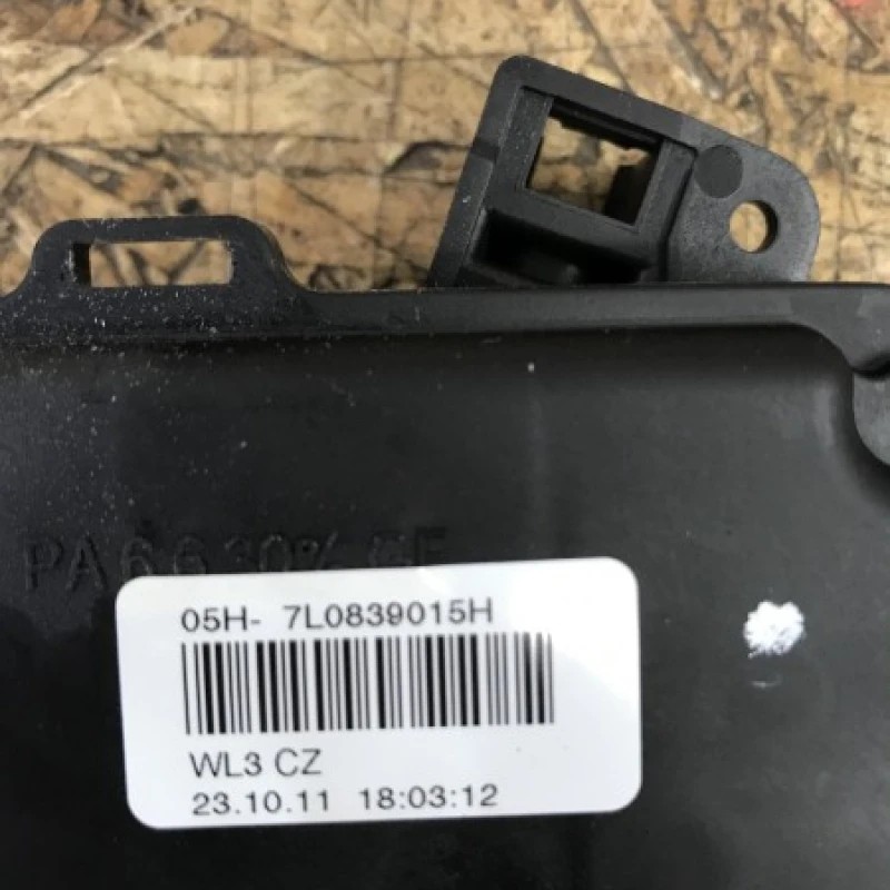 Iala broasca usa stanga spate / Volkswagen Golf Plus MK6 2012 / Caroserie, oglinzi si faruri