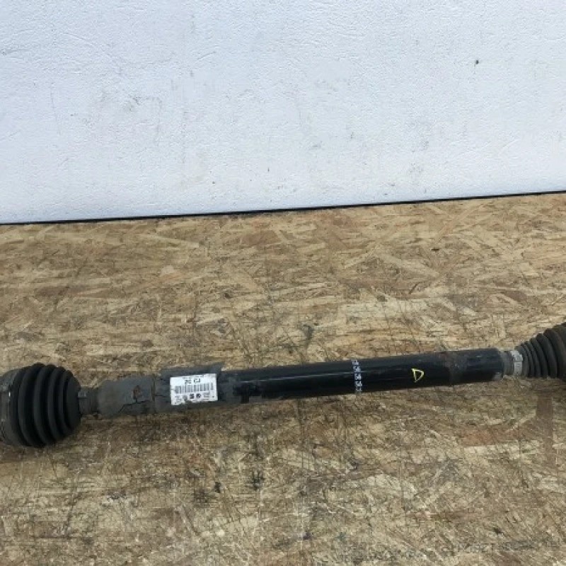 Planetara dreapta fata / Volkswagen Golf Plus MK6 2012 / Directie si suspensie