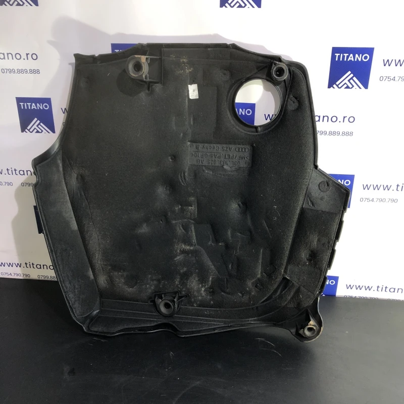 Capac motor / Audi A4 B8 2013 / Motor, racire si evacuare