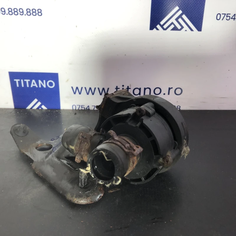 Pompa auxiliara recirculare apa / Audi A3 8P 2014 / Motor, racire si evacuare