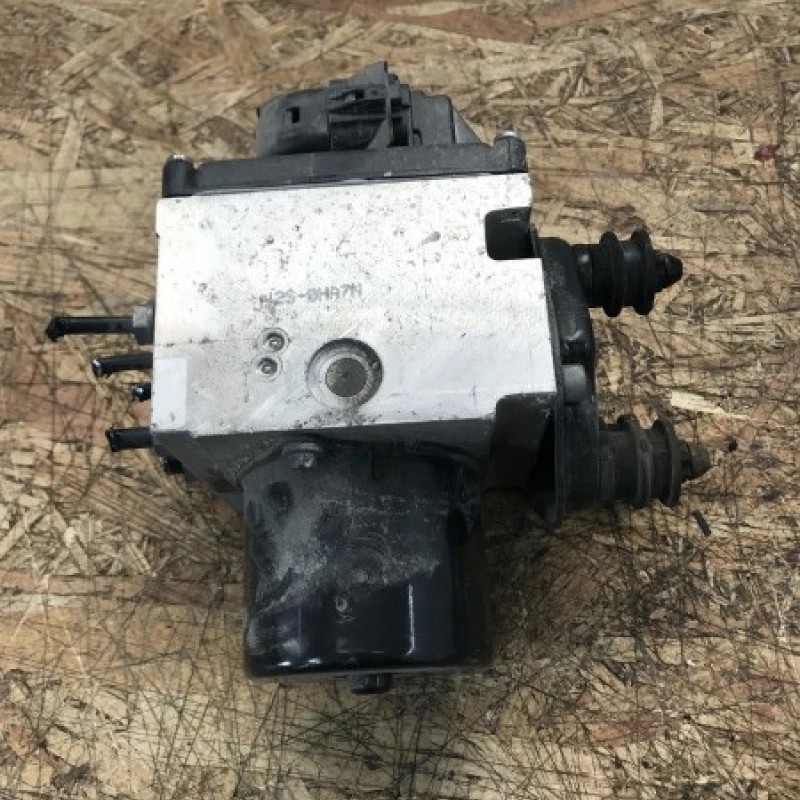 Pompa ABS / Volkswagen Passat B6 2007 / Frane