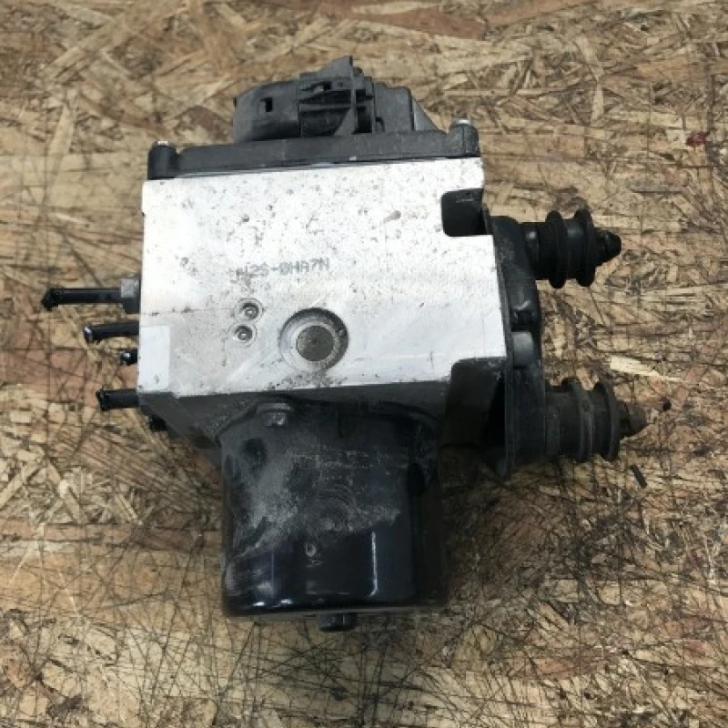 Pompa ABS / Volkswagen Passat B6 2007 / Frane