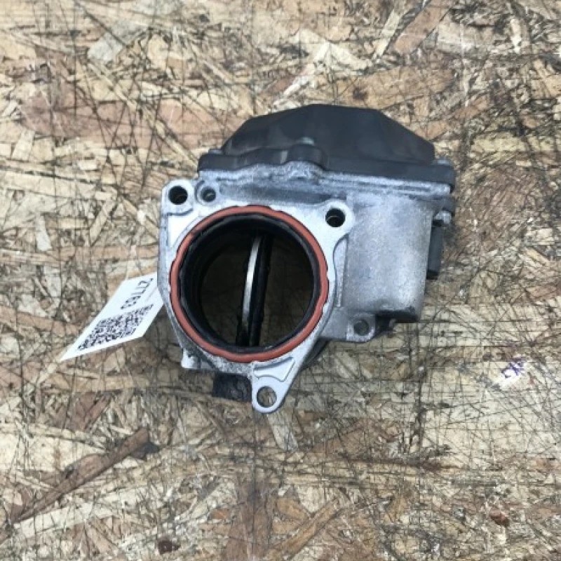 Clapeta acceleratie / Volkswagen Passat B6 2007 / Motor, racire si evacuare