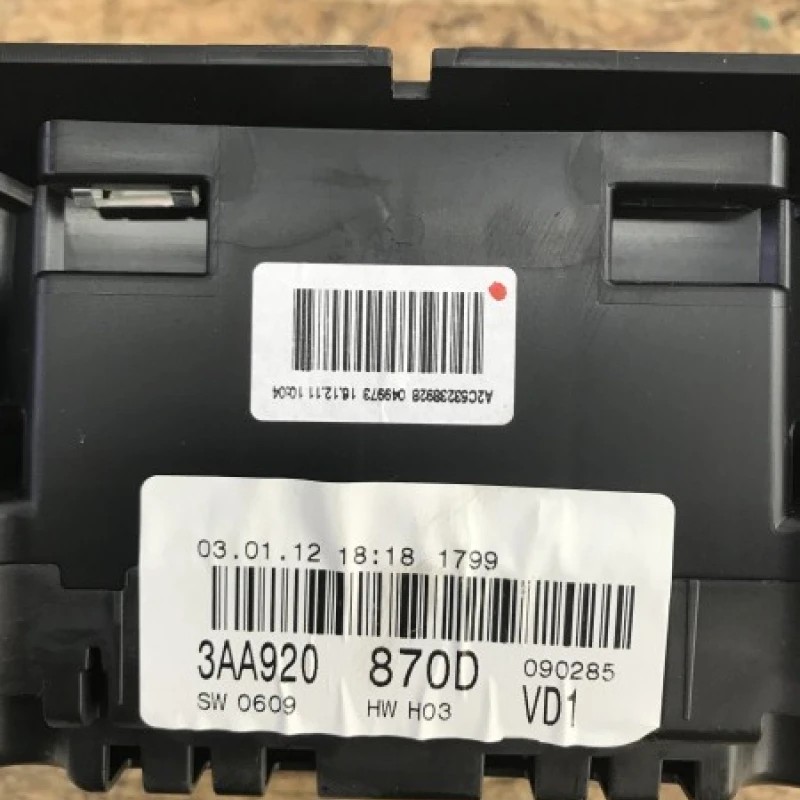 Ceas bord / Volkswagen Passat B7 2012 / Interior