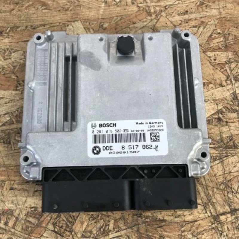 Calculator motor ECU BMW Seria 5 F11 2012