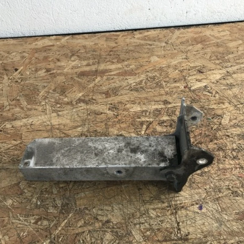 Suport radiator stanga BMW 