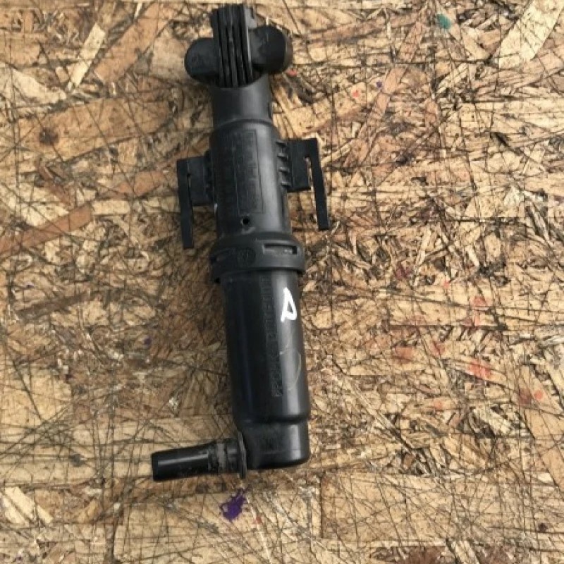 Sprituitor far dreapta / BMW Seria 5 F11 2012 / Caroserie, oglinzi si faruri