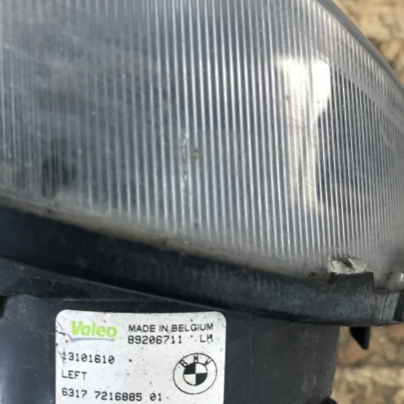Proiector ceata stanga / BMW Seria 5 F11 2012 / Caroserie, oglinzi si faruri