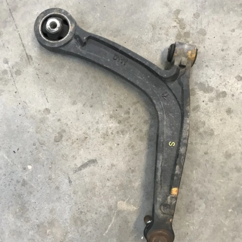 Brat stanga / Fiat 500 500 2013 / Directie si suspensie