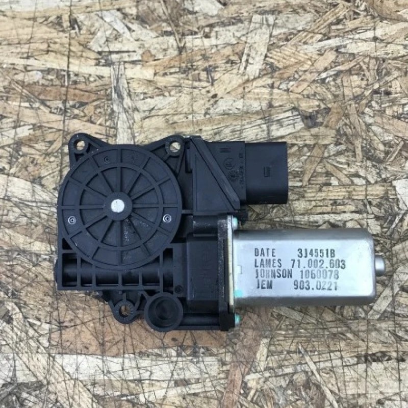 Motoras usa stanga spate / BMW Seria 1 E87 LCI 2009 / Caroserie, oglinzi si faruri