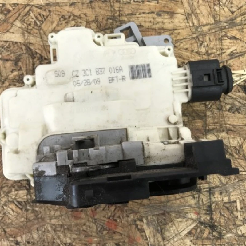 Iala usa dreapta fata Volkswagen 